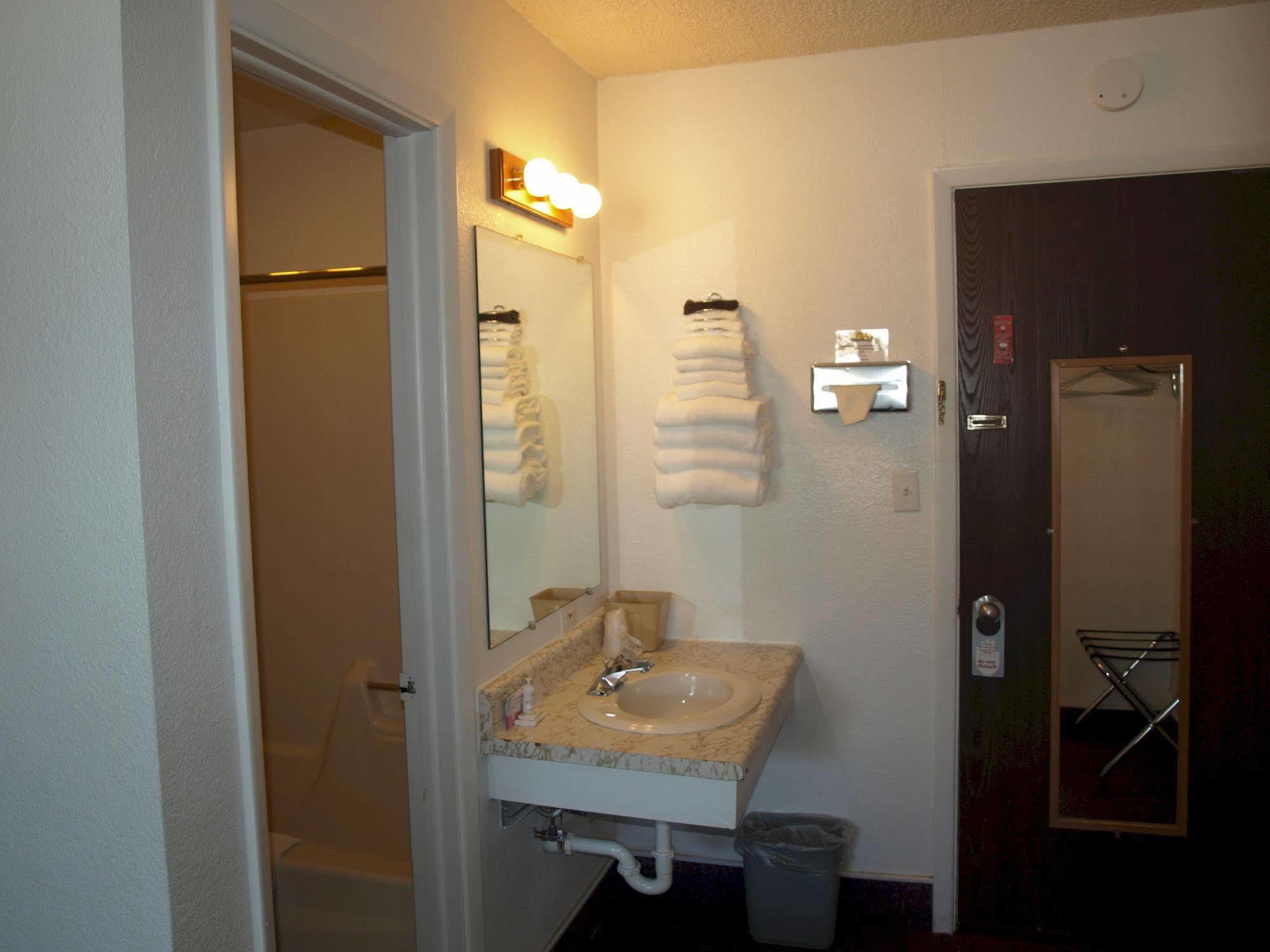 Yellowstone River Inn Glendive Exterior foto